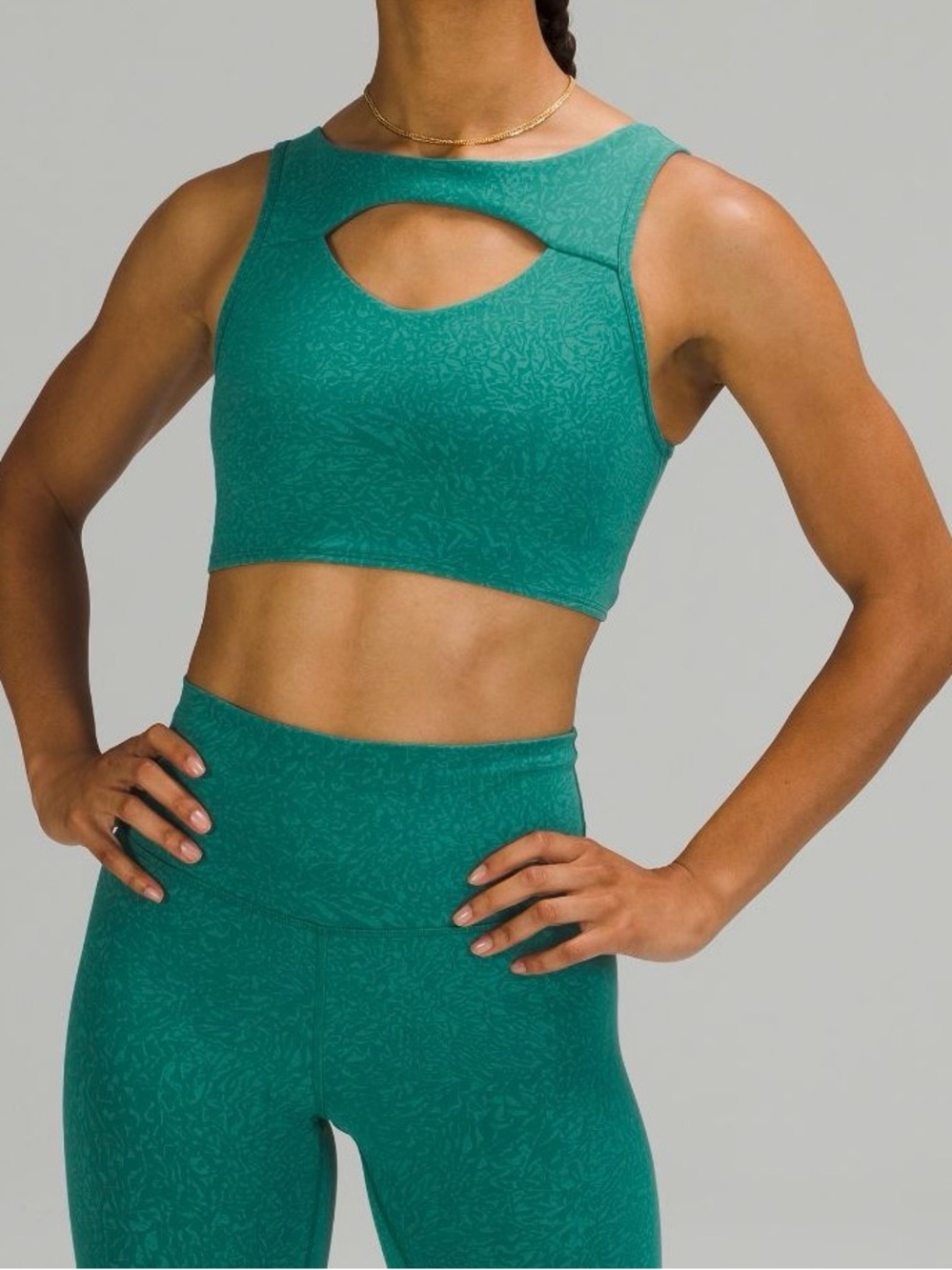 Lululemon Everlux Cut-Out Train Bra, Medium Support, B/C Cup size 8